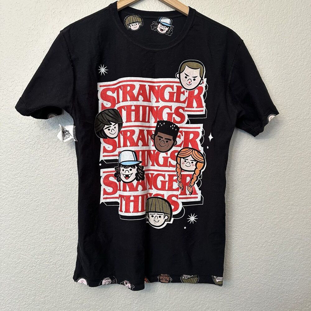 Stranger Things Graphic Youth Sz M* Short Sleeve Top Reversible T-Shirt EUC - Picture 3 of 7